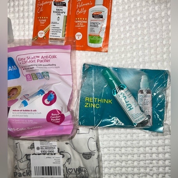Amazon Baby Registry Box Swaddle Mam Cerave Aquaphor Palmers Carters Shower S - Picture 6 of 8